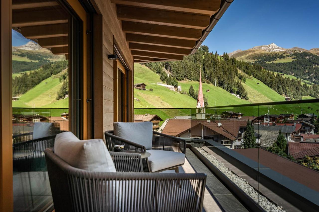 Schoenblick Appartements Тукс Экстерьер фото