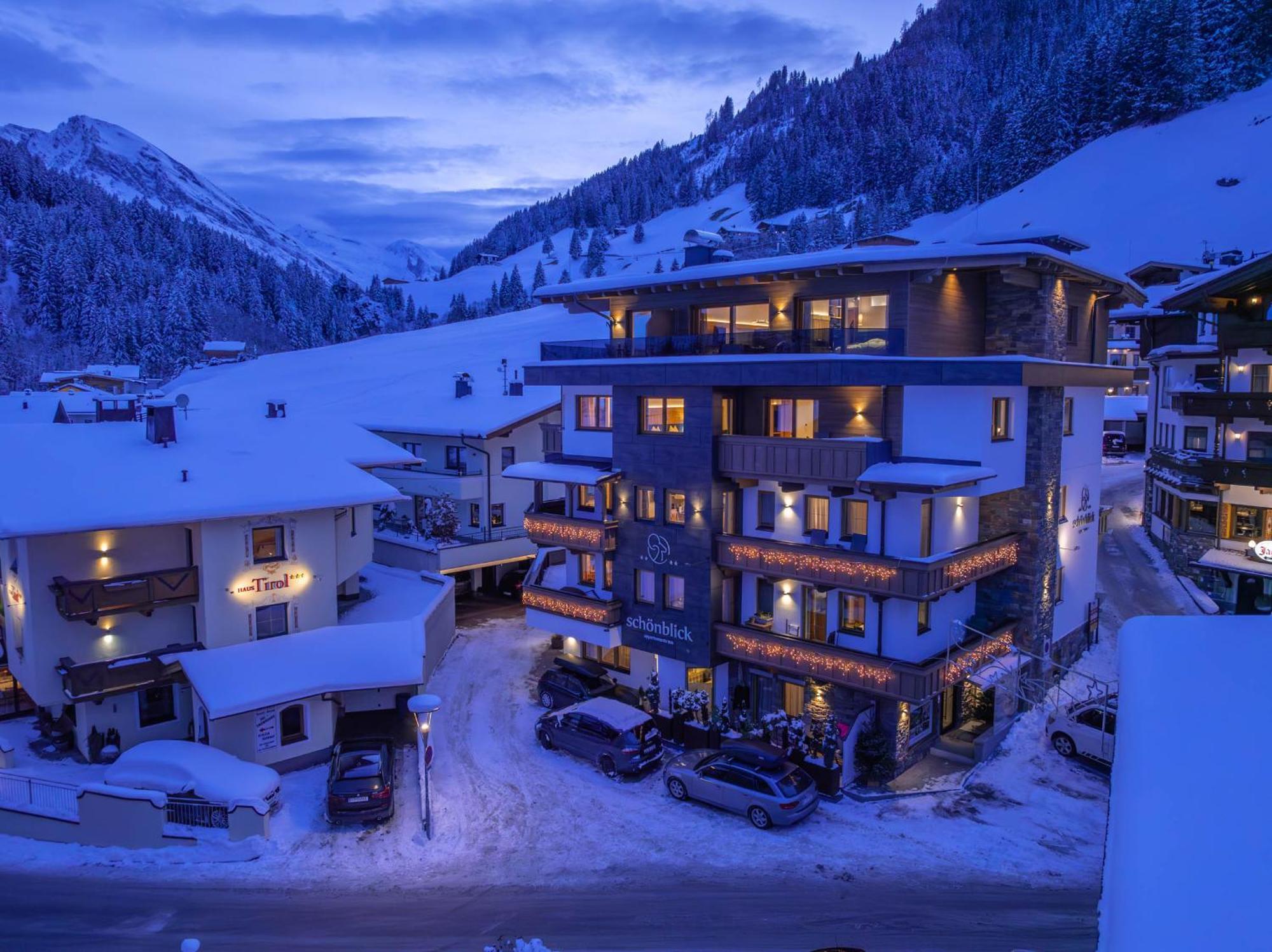 Schoenblick Appartements Тукс Экстерьер фото